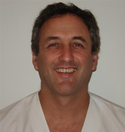 Dr. Amit Mikler - Odontologo Cirujano Maxilofacial